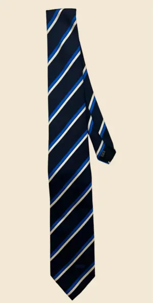 Cravatta Regimental – Fondo Blu Navy – Righe Blu Royal e Bianco – 100% Poliestere